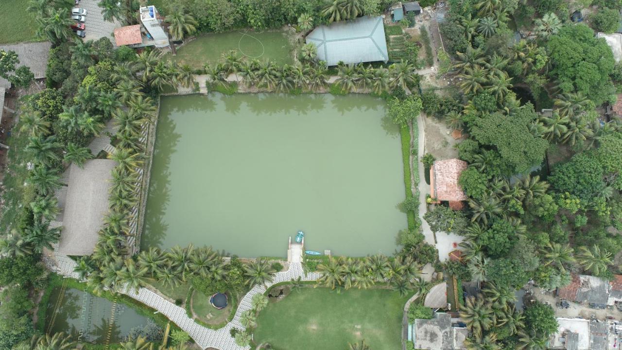 Breathing Earth - And Pool Kolkata