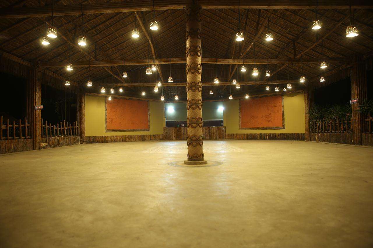 Breathing Earth - And Pool Kolkata