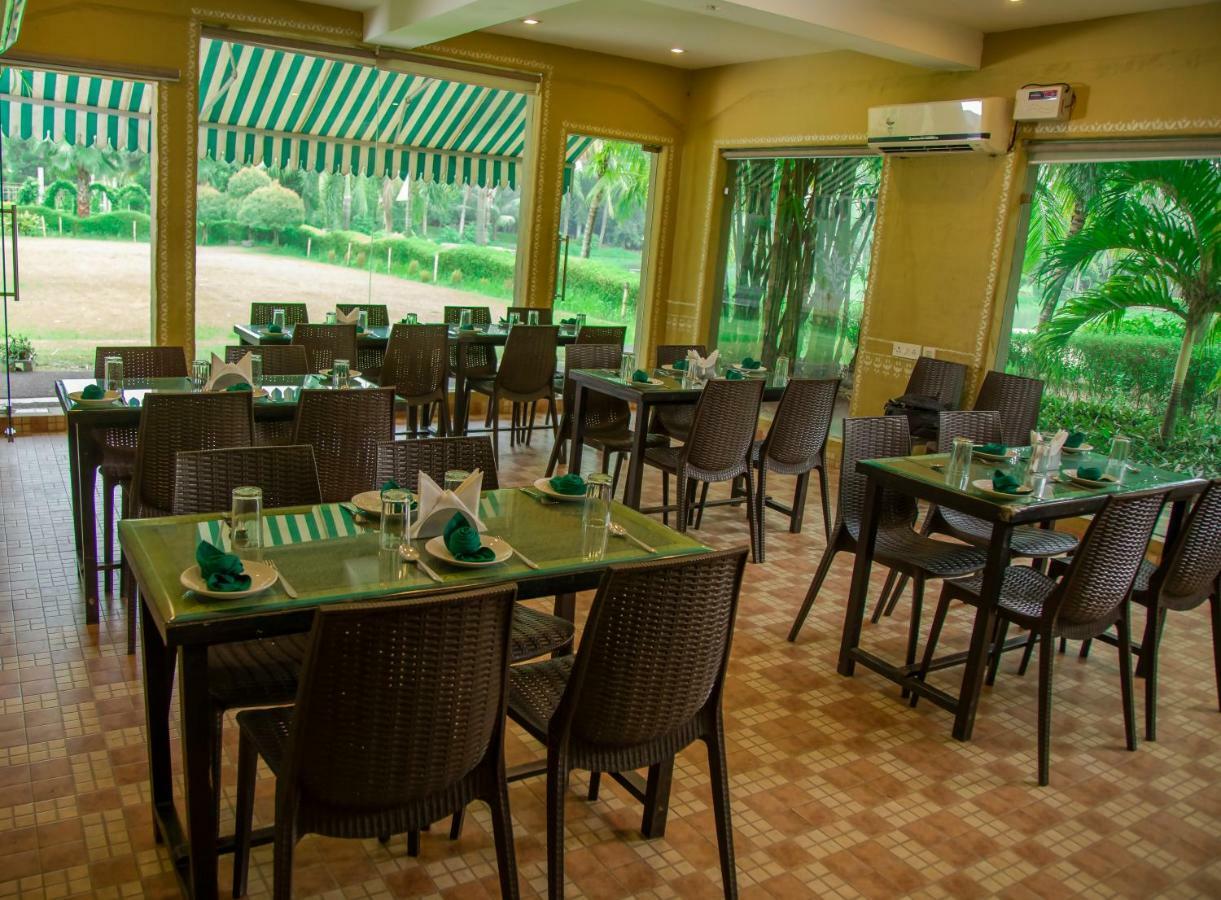 Breathing Earth - And Pool Resort 4*